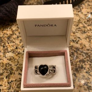 Pandora ring